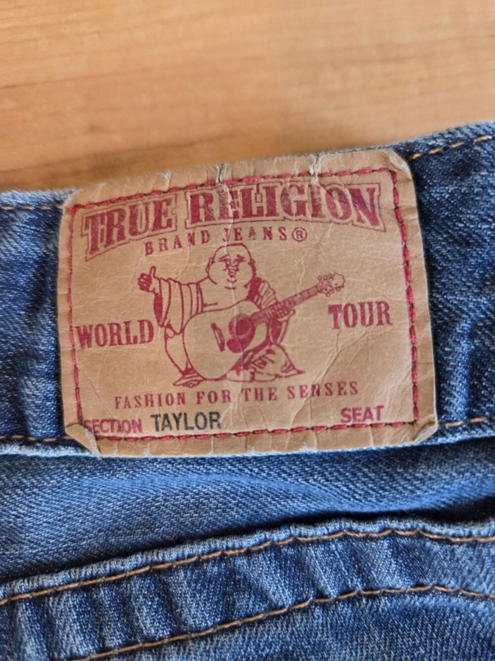 True Religion Cutoff Jean Shorts Size 26 - Picture 3 of 9